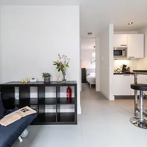 Tweede Laurierdwarsstraat Habitación en casa particular